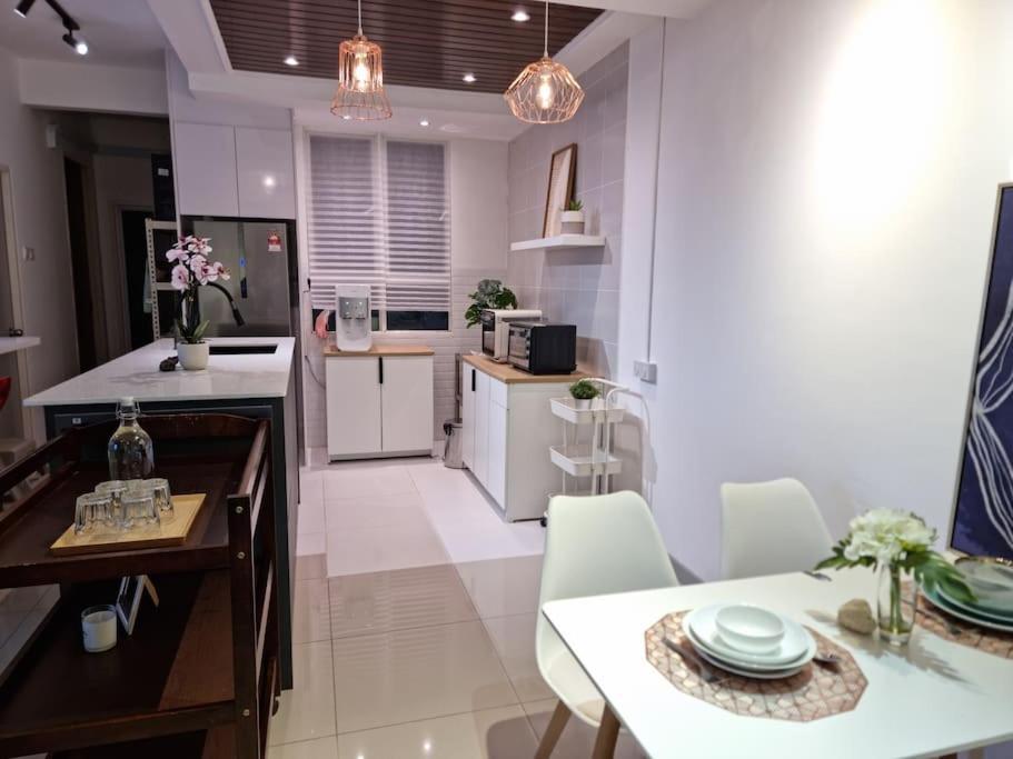The Cotton Bleu Homestay Kuala Terengganu Ngoại thất bức ảnh